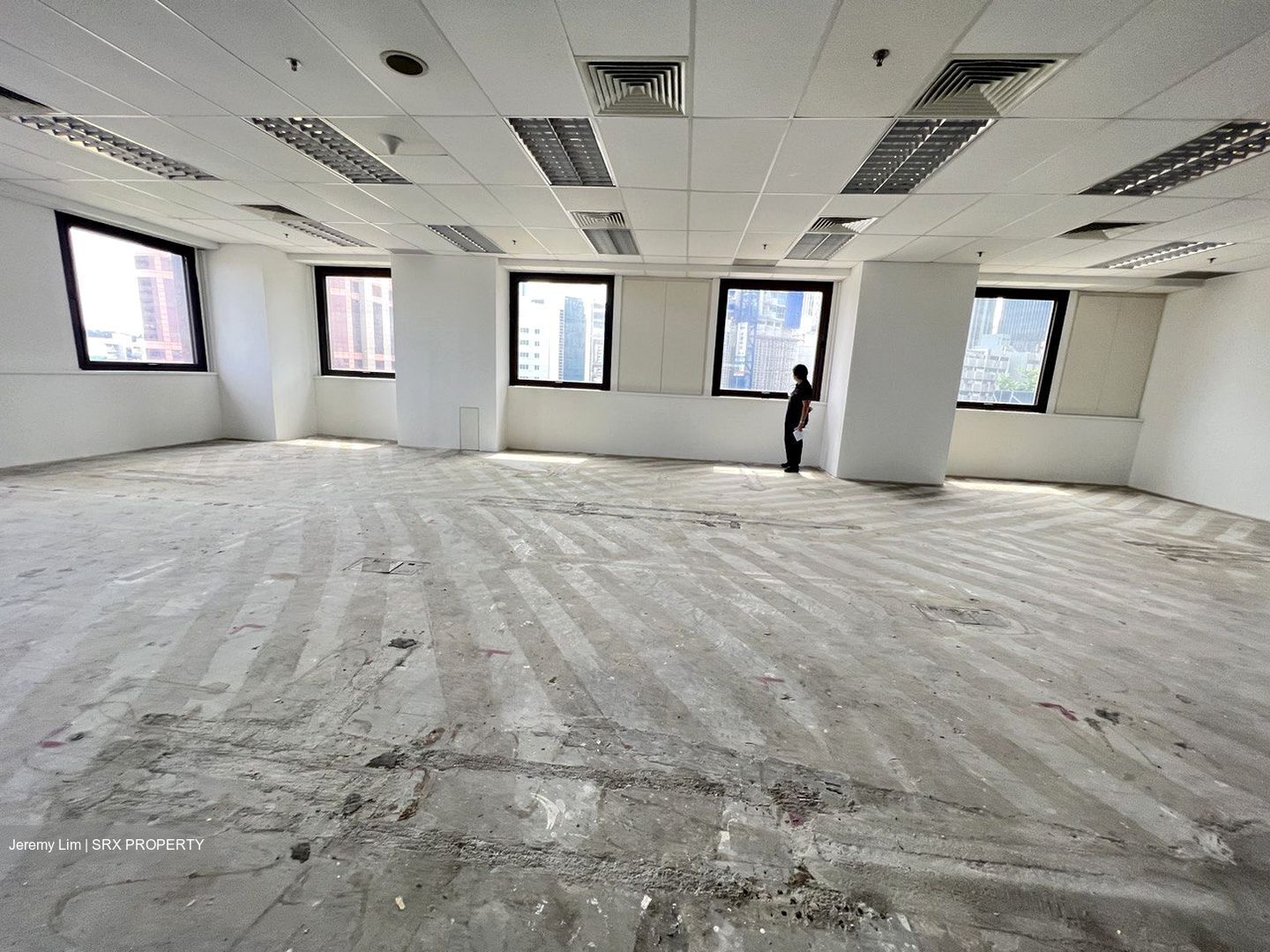 Lippo Centre (D2), Office #437340561